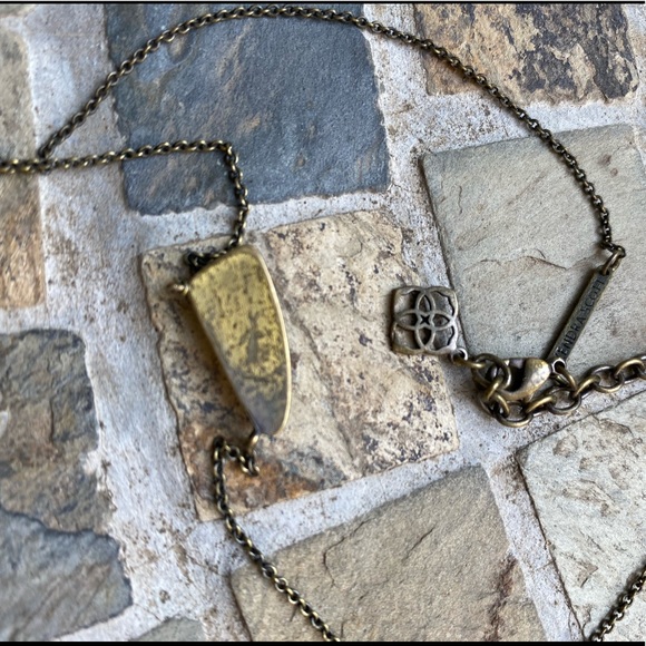 🌟SALE🌟 Kendra Scott Necklace - Picture 7 of 8